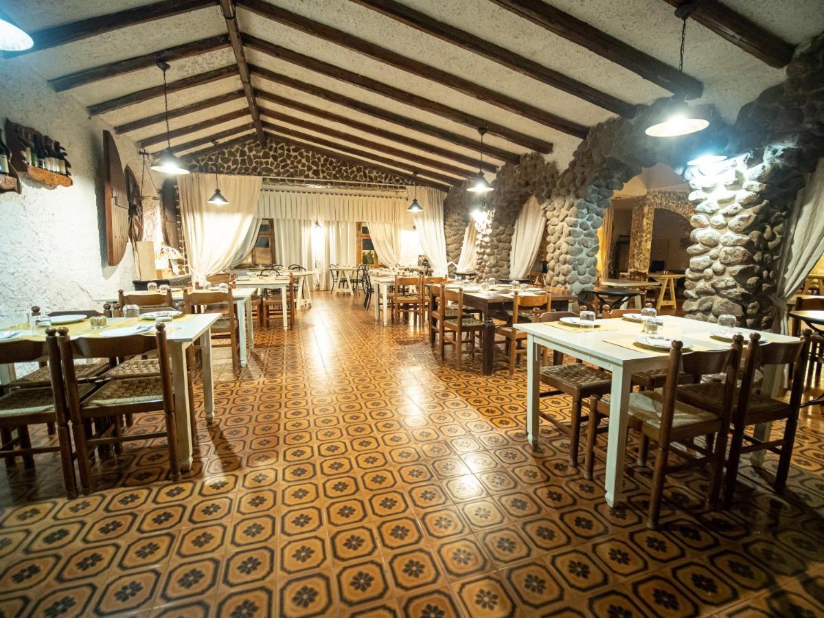 Albergo Ristorante Locanda Rosella Giba المظهر الخارجي الصورة