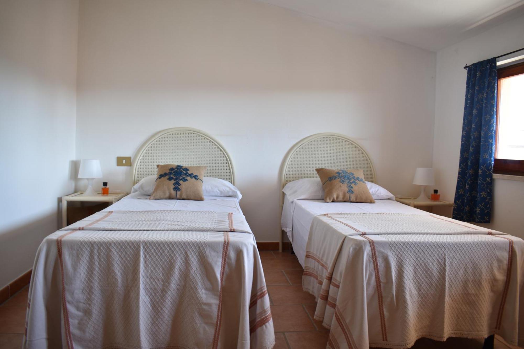 Albergo Ristorante Locanda Rosella Giba المظهر الخارجي الصورة