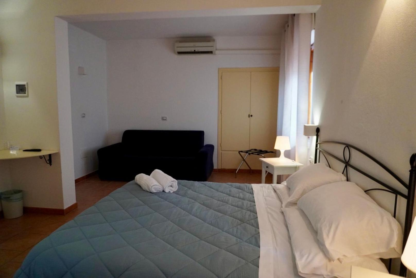 Albergo Ristorante Locanda Rosella Giba المظهر الخارجي الصورة